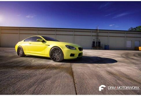 سيارة إسعاف Avery SW900 باللون الأصفر اللامع | 236-يا | فيلم تغليف السيارة من الفينيل (عينة 3 × 5 بوصة) in Kuwait