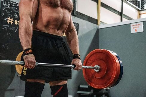 أحزمة معصم لرفع الأثقال من IRON APE لرفع الأثقال والرفع الميت ورفع الأثقال وكمال الأجسام. قطن عالي التحمل in Kuwait