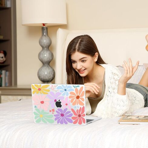 حافظة MOSISO متوافقة مع جهاز MacBook Air 13 بوصة 2025 2024 2023 2022 M4 A3240 M3 A3113 M2 A2681، غطاء صلب من البلاستيك وغطاء لوحة مفاتيح وواقي شاشة لجهاز MacBook Air 13.6 بوصة، ديزي ملون in Saudi Arabia