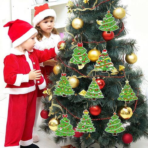 مجموعة تلوين رجل خبز الزنجبيل لعيد الميلاد 40 قطعة، زخارف فنية لتلوين ورق عيد الميلاد مع الحبال والأقلام الملونة لحفلات عيد الميلاد وأنشطة الفصل الدراسي المنزلي، وزخارف عيد الميلاد المعلقة in Kuwait