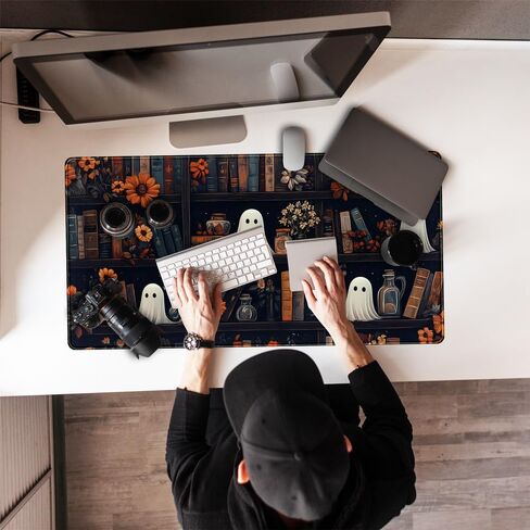 لوحة ماوس مكتبية من Dark Academia مقاس XL لوحة ماوس مكتبية كبيرة ممتدة للألعاب، لوحة مفاتيح كمبيوتر محمول ولوحة مفاتيح للكمبيوتر المحمول باللون الأخضر الغامض، سجادة حماية سطح المكتب للنساء والبنات مقاس 31.5 × 11.8 بوصة in Kuwait