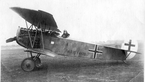 مجموعة نموذج طائرة من خشب البلسا المقطوع بالليزر من Guillow WWI Fokker D.VII، مقاس 18 بوصة in Kuwait