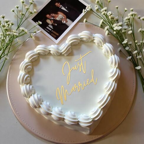 طبقة علوية للكيك من Just Married، أغطية كعكة الزفاف، أغطية كعك مشغولة لحفلات الزفاف، ديكورات كعك متزوجة للتو، ديكورات حفلات العزوبية، كب كيك ذهبي أسود DIY (ذهبي) in Kuwait