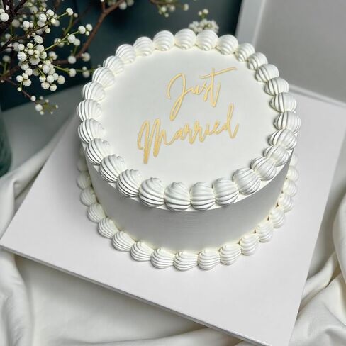 طبقة علوية للكيك من Just Married، أغطية كعكة الزفاف، أغطية كعك مشغولة لحفلات الزفاف، ديكورات كعك متزوجة للتو، ديكورات حفلات العزوبية، كب كيك ذهبي أسود DIY (ذهبي) in Kuwait