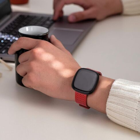 أساور Meliya الجلدية متوافقة مع Fitbit Versa 4 Bands/Fitbit Versa 3 Bands/Sense 2 Bands/Fitbit Sense Watch Bands للنساء والرجال، أشرطة معصم كلاسيكية من الجلد الأصلي in Kuwait