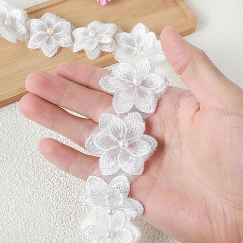 2 ياردة الدانتيل الأبيض اللؤلؤ الشريط الأبيض زهرة الدانتيل اللؤلؤ تقليم المطرزة الخياطة زين 3D الزهور خياطة على بقع النسيج زين خليط DIY بها بنفسك الخياطة الحرف فستان الزفاف ديكور المنزل in Kuwait