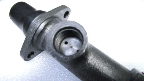 Empi 98-6022 Master Cylinder w/o Residual Valve, Buggy Or Trike With Disc Brakes in Saudi Arabia