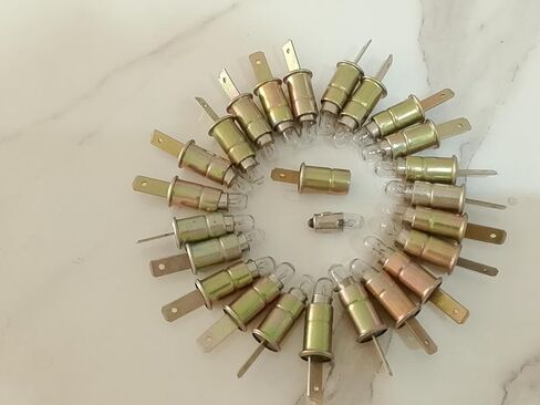 25 PCS BA 7S 7mm Bulb and Holder for Speedometer tachometers gauges Dash Board Instruments in Saudi Arabia