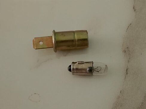 25 PCS BA 7S 7mm Bulb and Holder for Speedometer tachometers gauges Dash Board Instruments in Saudi Arabia