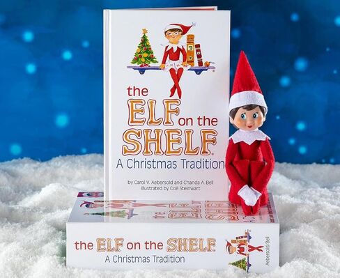 حزمة The Elf on the Shelf: Scout Elf Girl Light Tone، Boy + Girl Frost Pips وقمصان Elf Mate (3 قطع) in Saudi Arabia