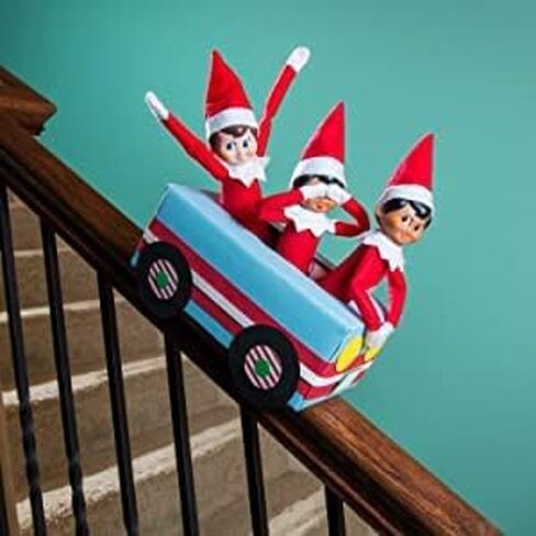 حزمة The Elf on the Shelf: Scout Elf Girl Light Tone، Boy + Girl Frost Pips وقمصان Elf Mate (3 قطع) in Saudi Arabia