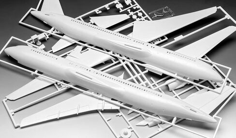 Revell 03862 Boeing 767-300ER British Airways 1:144 Scale Unbuilt/Unpainted Plastic Model Kit in Saudi Arabia
