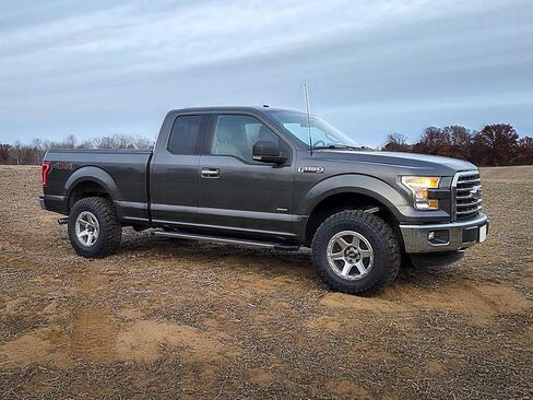 RockTrix RT112 20 inch Wheel Compatible with 2009-2024 Ford F150 18x9 6x135 Wheels (-12mm Offset, 4.5in Backspace) 87.1mm Bore, Black Wheels, Also fits 2022+ Bronco Raptor Rims in Saudi Arabia