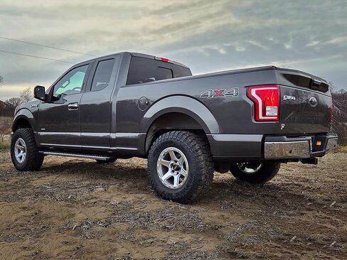 RockTrix RT112 20 inch Wheel Compatible with 2009-2024 Ford F150 18x9 6x135 Wheels (-12mm Offset, 4.5in Backspace) 87.1mm Bore, Black Wheels, Also fits 2022+ Bronco Raptor Rims in Saudi Arabia
