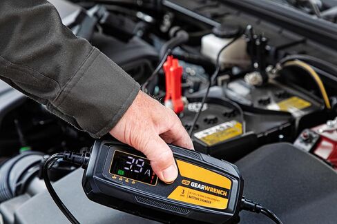 شاحن بطارية GEARWRENCH 3A 6V/12V | GWBC030 in Kuwait