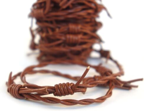 أسلاك جلدية Barbwire 1.5 مم أسلاك شائكة صناعية من الجلد ملتوية 5 أمتار = 5.46 ياردة أساور قلادة من الجلد الطبيعي المستدير (رمادي متعثر) in Kuwait