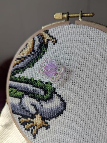 Cute Sewing Bobbin, Magnetic Acrylic Needle Minder for Cross Stitch and Embroidery in Kuwait