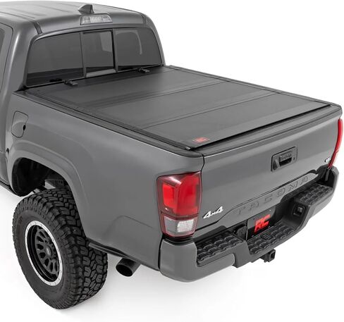 غطاء سرير شاحنة قابل للطي من Rough Country، أغطية تونيو للشاحنة الصلبة لسيارة Toyota Tacoma (2016-2023) - غطاء سرير Toyota Tacoma مقاس 5 بوصات، غطاء سرير Tacoma - 49420500 in Saudi Arabia