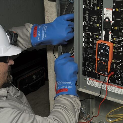 Klein Tools ET270 Auto-Ranging Digital Multi-Tester, AC/DC, Resistance, Continuity, GFCI Receptacle Tester with Test Leads and Receptacle Cord in Kuwait