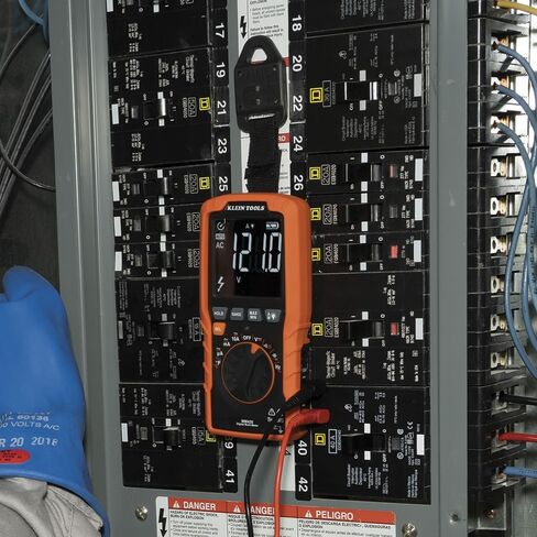 Klein Tools ET270 Auto-Ranging Digital Multi-Tester, AC/DC, Resistance, Continuity, GFCI Receptacle Tester with Test Leads and Receptacle Cord in Kuwait