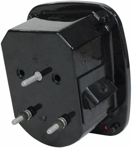 Mytee Products Driver (LH) & Passenger (RH) Brake Lights – Replaces OEM 681-544-04-03, 681-544-05-03 in Saudi Arabia