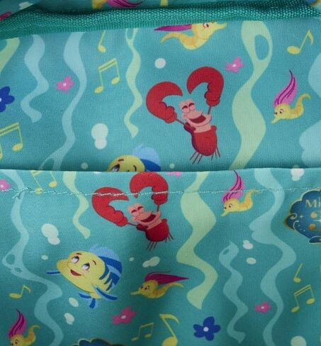 حقيبة ظهر صغيرة من النايلون مطبوعة بالكامل من Loungefly Disney The Little Mermaid للذكرى الخامسة والثلاثين للحياة in Saudi Arabia