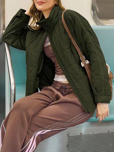 Aiopr Women's Oversized Lightweight Down Coat Long Sleeve Zip Packable Short Puffer Jackets in Kuwait