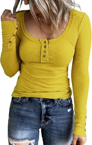 تي شيرت نسائي من KINLONSAIR بأكمام طويلة من Henley تي شيرت بأزرار سفلية بقصة ضيقة ورقبة واسعة وقمصان منسوجة مضلعة كستنائي in Saudi Arabia