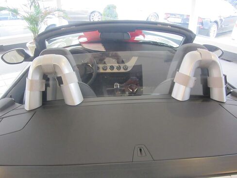 حاجز الرياح رقم 1، حاجز الرياح للزجاج الأمامي، لون دخاني وليكسان، متوافق مع BMW Z4 2009 - الآن in Kuwait