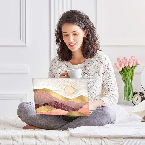 Compatible with MacBook Pro 14 Inch Case 2025-2021 Release M5 M4 M3 M2 M1 Pro Max Chip with Touch ID, Slim Protective Case Hard Shell with Keyboard Cover for New Pro 14.2, White Marble in Kuwait