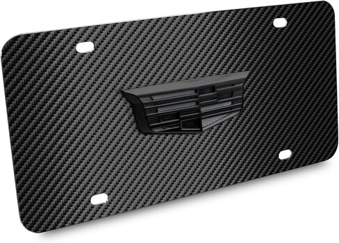 صورة iPick لشعار Cadillac 3D Crest باللون الرمادي الداكن على لوحة ترخيص من الفولاذ المقاوم للصدأ بنمط ألياف الكربون الأسود - مرخصة رسميًا in Saudi Arabia