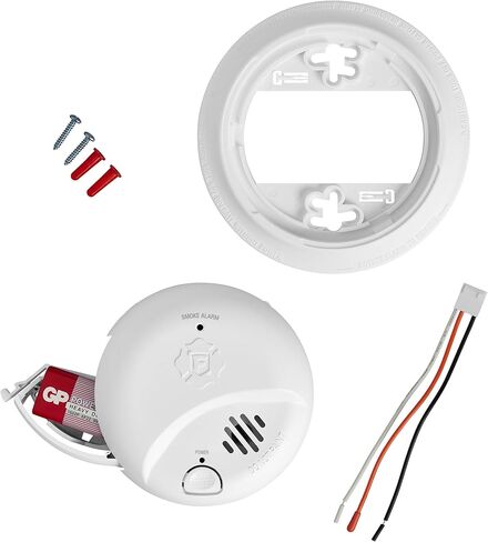 First Alert SMI100-AC, Hardwire Interconnect Smoke Alarm with Battery Backup, 1-Pack in Saudi Arabia