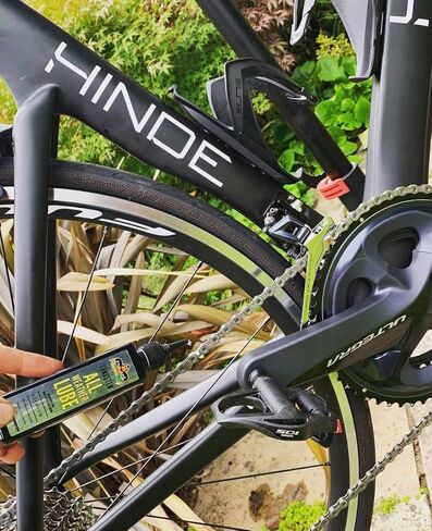 مزلق سلسلة الدراجة من Tru-Tension Bananaslip Tungsten مناسب لجميع الأحوال الجوية - 50 مل، مثالي لدراجة الرحلات - دراجة الطريق - الدراجات الجبلية in Kuwait