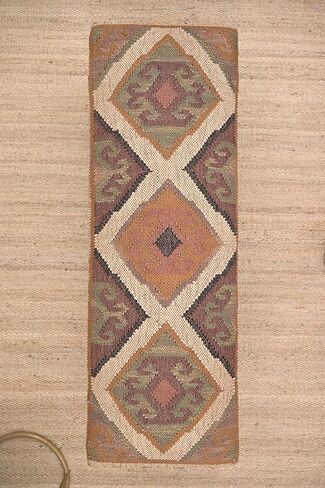 مقعد خشبي لغرفة المعيشة، مقعد من الصوف الجوت الكليم للمدخل، مقعد منجد من القماش للجلوس in Kuwait