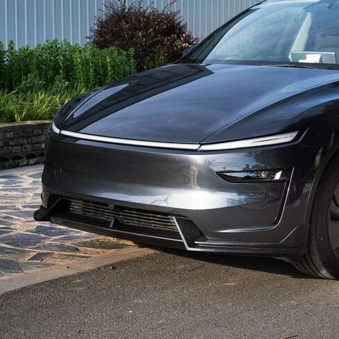 فاصل سبويلر للشفاه الأمامي لسيارة Tesla Model Y 2025 2026 Tesla Model Y ترقية ديناميكية هوائية ممتازة وحماية ممتصة للصدمات 3 قطع (أسود لامع) in Saudi Arabia