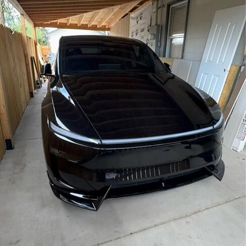 فاصل سبويلر للشفاه الأمامي لسيارة Tesla Model Y 2025 2026 Tesla Model Y ترقية ديناميكية هوائية ممتازة وحماية ممتصة للصدمات 3 قطع (أسود لامع) in Saudi Arabia