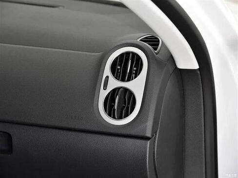 Car Vents Front Dashboard Air Conditioner Vent Outlet Auto Parts 1 Pair 5ND819703 A 5ND819704 A for Tiguan 2010-2015 in Saudi Arabia