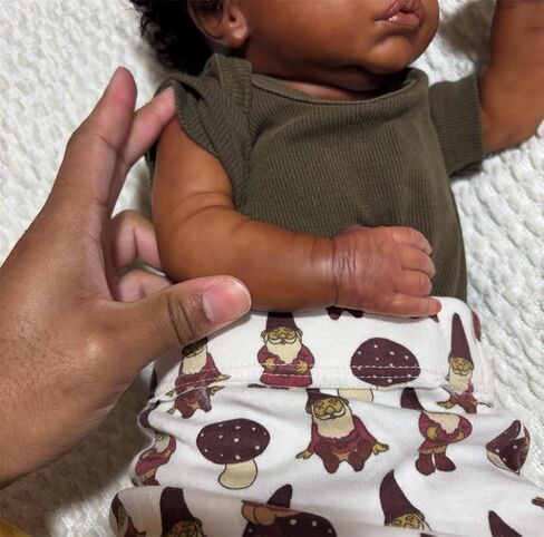 Reborn Baby Dolls Black Boy 19 Inch Soft Body Real Life Baby Dolls Curly Hair Realistic Newborn Black Lifelike African American Baby Doll Toy with Accessories Birthday Xmas Gift for Kids Age 3+ in Kuwait