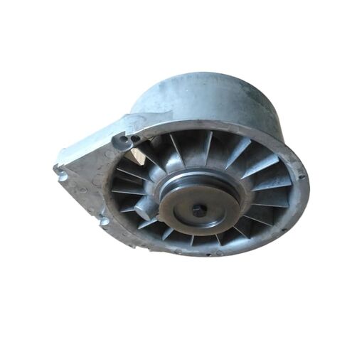 مروحة نفخ، 02233420، تدفق هواء عالي 3200 CFM، متوافقة مع محركات الديزل Deutz F4L912 للمولدات الصناعية والآلات الثقيلة in Saudi Arabia