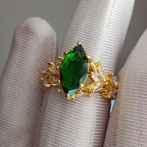 قطع ماركيز مطلي بالذهب الأصفر مقلد الزمرد الأخضر وزركونيا مكعب تصميم كرمة غصن الزيتون خاتم أوراق الشجر الوعد بشريط ستاكبال للنساء مقاسات 6-10 (6) in Kuwait