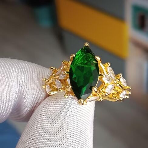 قطع ماركيز مطلي بالذهب الأصفر مقلد الزمرد الأخضر وزركونيا مكعب تصميم كرمة غصن الزيتون خاتم أوراق الشجر الوعد بشريط ستاكبال للنساء مقاسات 6-10 (6) in Kuwait