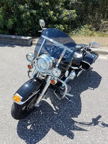 زجاج أمامي بديل داكن اللون مقاس 12 بوصة متوافق مع Harley Davidson Road King مع حامل 9 فتحات 5/2/2 18% نقل الضوء in Saudi Arabia