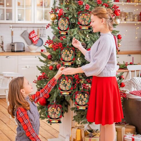 مجموعة B1ykin Christmas Shaking Globe Craft Kit - 12 قطعة من أفراد العائلة DIY بأسماء زينة معلقة على شكل كرة ثلجية مع قلم تحديد ماسي لامع، ديكور حفلة شجرة عيد الميلاد للأنشطة المدرسية المنزلية (خبز الزنجبيل) in Kuwait