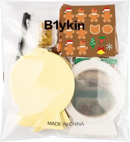 مجموعة B1ykin Christmas Shaking Globe Craft Kit - 12 قطعة من أفراد العائلة DIY بأسماء زينة معلقة على شكل كرة ثلجية مع قلم تحديد ماسي لامع، ديكور حفلة شجرة عيد الميلاد للأنشطة المدرسية المنزلية (خبز الزنجبيل) in Kuwait