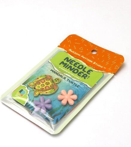 مجموعة أدوات ضبط الإبرة الرائعة من ستوديو - أداة ضبط الإبرة المغناطيسية على شكل سلحفاة ماندالا + 2 خيط إبرة. دبوس المينا للغرز المتقاطعة والتطريز والحرف اليدوية in Kuwait