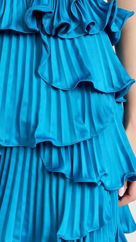 فستان نسائي من Amur ذو طيات من القصب in Kuwait