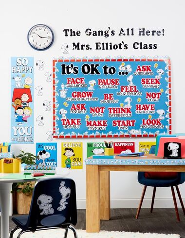 Eureka Minecraft Letter, Number, Punctuation Mark, and Symbol Classroom Decorations for Teachers, 3.75" H, 176 Pieces in Saudi Arabia