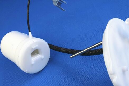 فلتر الوقود واج LF5W-13-ZE0 مناسب لمازدا لمازدا 5، CR، CW، بيانتي، بريماسي، L5VE- in Saudi Arabia