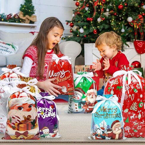 HYSDBAGS 34 قطعة من أكياس هدايا عيد الميلاد بأحجام متنوعة، وحقائب هدايا برباط للهدايا، وحقائب تغليف هدايا عيد الميلاد السائبة لمستلزمات الحفلات (8 أنماط و3 أحجام) in Kuwait