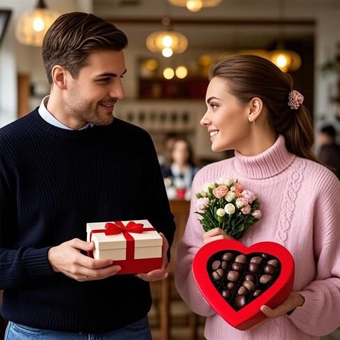 صندوق هدايا من الورق المقوى على شكل قلب مقاس 10 بوصات لتغليف زهور الفراولة والحلويات مع مجموعة نافذة شفافة مكونة من 2 (L/M) (وردي) in Kuwait